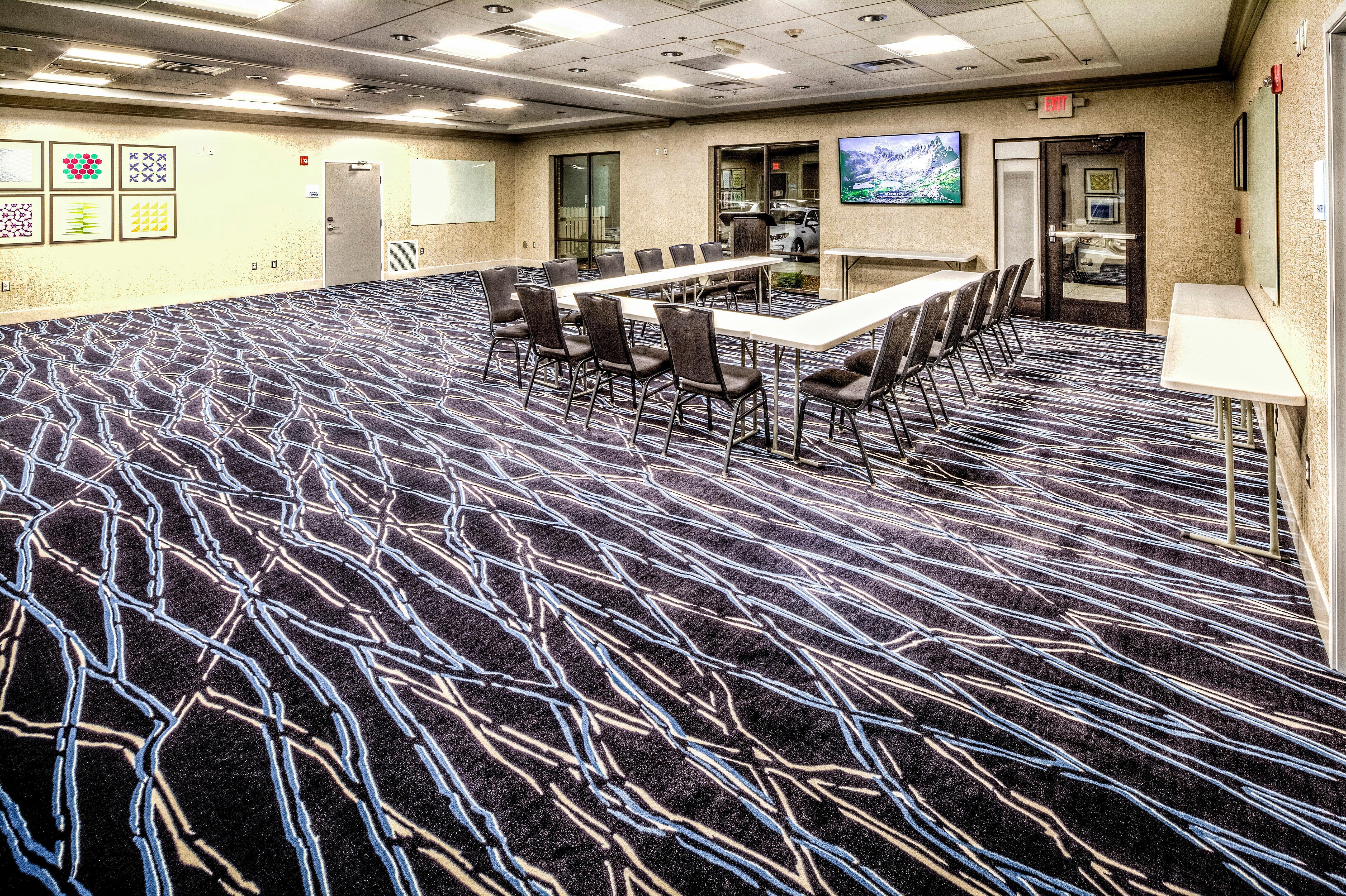 Holiday Inn Express & Suites Cleveland/Westlake By Ihg Exterior photo